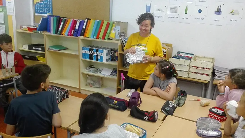 Alumnes al taller evitem el malbaramament alimentari